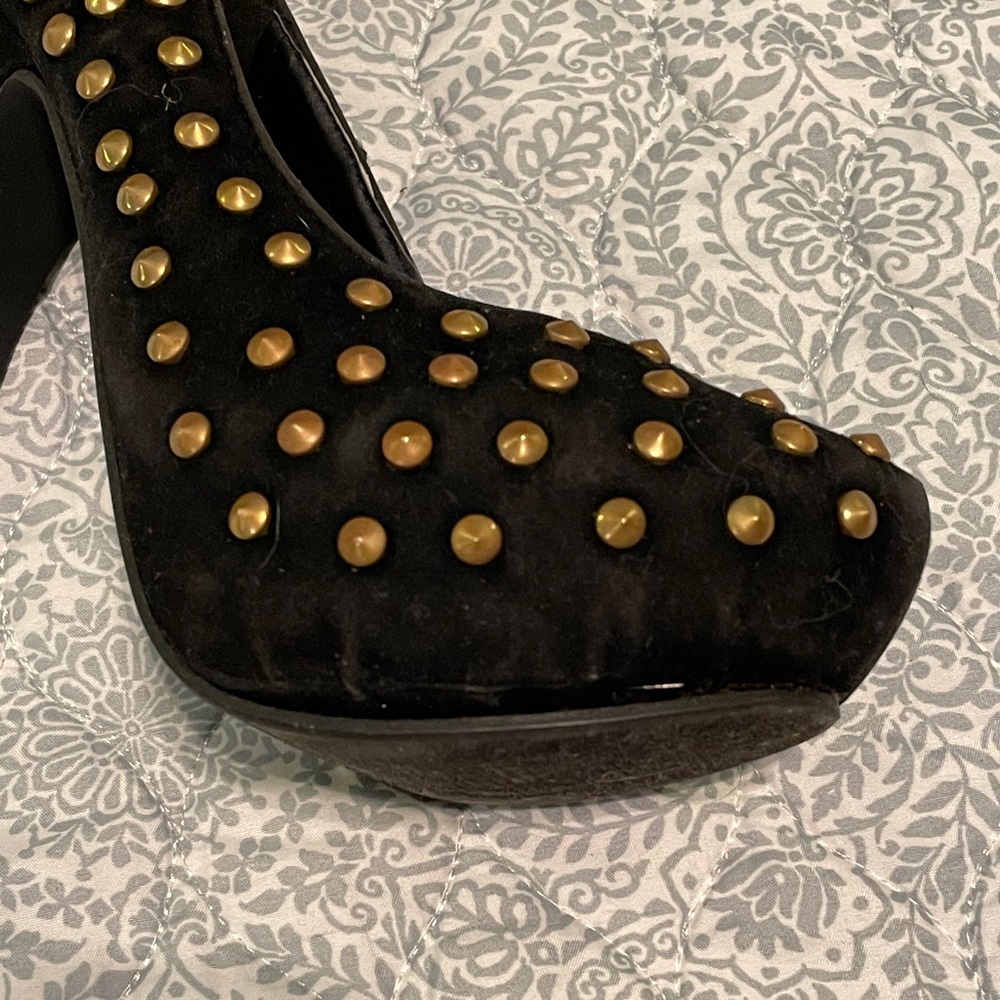 Studded Platform Heels - Picture 7 of 8